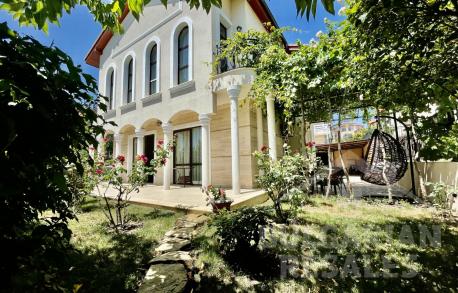 Luxusná vila s nábytkom v Sveti Vlas - Фото1