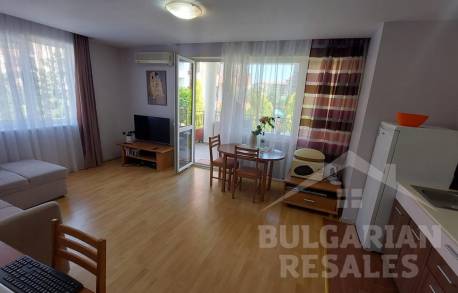 Просторен апартамент на брега на морето с голяма тераса - Снимка 5