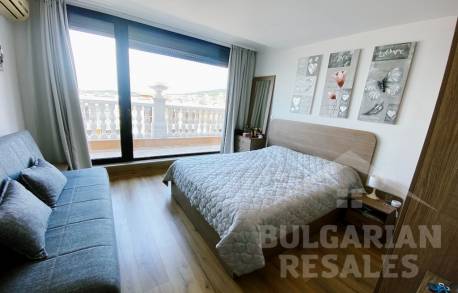 Пентхаус с три спални и огромна панорамна тераса - Снимка 19