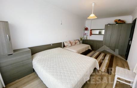 Пентхаус с три спални и огромна панорамна тераса - Снимка 12