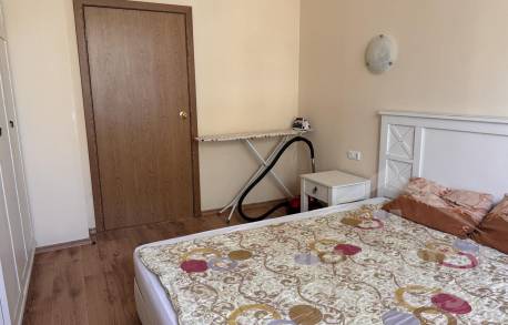 Страхотен апартамент в уютния комплекс Villa Romana - Снимка 9