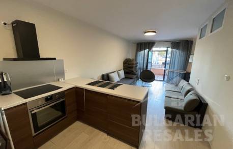 Голям апартамент с 3 спални, изгодна цена! - Снимка 1