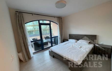 Голям апартамент с 3 спални, изгодна цена! - Снимка 11