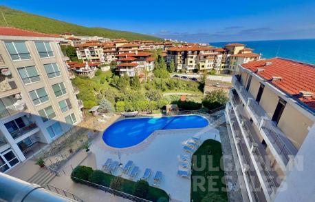 Апартамент с изглед към морето и голяма всекидневна - Снимка 1