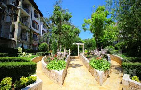 Луксозен апартамент с 3 спални в комплекс Artur - Снимка 22