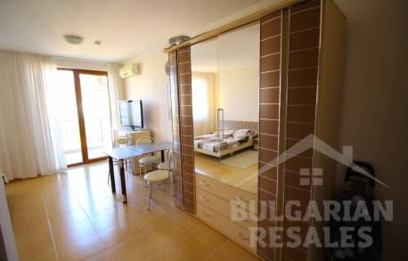 Студия с видом на море и горы в комплексе Apollon 7 - Фото 5