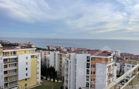 Byt s veľkou terasou a neuveriteľne krásnym výhľadom na more! - Фото8