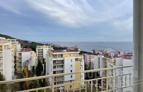 Byt s veľkou terasou a neuveriteľne krásnym výhľadom na more! - Фото7