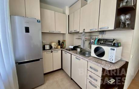 Kompaktný dvojizbový byt v jednom z najlepších komplexov na pobreží - Фото4