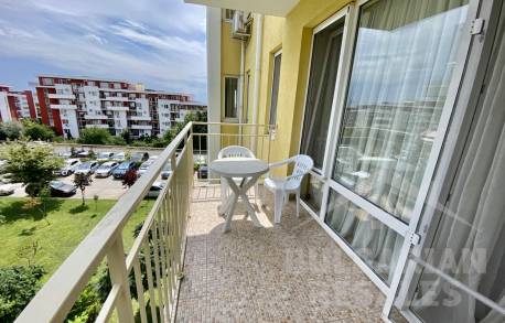 Kompaktný dvojizbový byt v jednom z najlepších komplexov na pobreží - Фото6