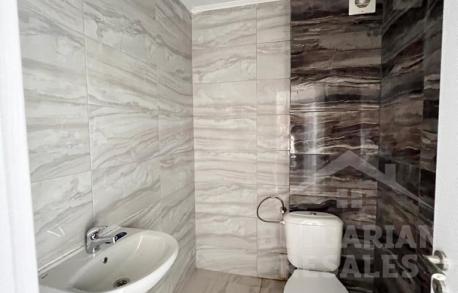 Просторен апартамент на брега на морето в Свети Влас - Снимка 9