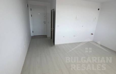 Kawalerka z widokiem na basen w prestiżowym nowym budynku w Słonecznym Brzegu - Фото3