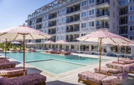 Pool view, two bedrooms, apartment in the “J'Adore Secret Garden” complex - Photo 13