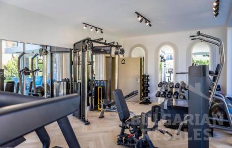 Brand new studio in an exquisite complex - Photo 8