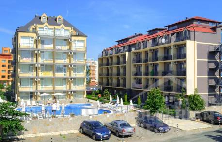 Студио за продажба в центъра на курорта - Снимка 9