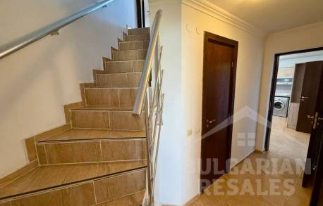 Two-level apartment with a sea view in Sveti Vlas - Photo 13