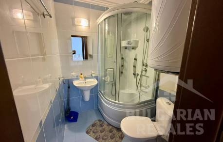Two-level apartment with a sea view in Sveti Vlas - Photo 12