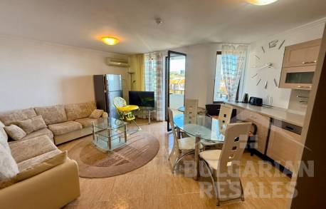 Two-level apartment with a sea view in Sveti Vlas - Photo 4