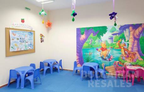 Трехкомнатная квартира в апарт-отеле 
