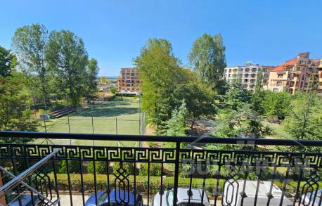 Гледка към парка! Апартамент в комплекс „Касандра“ - Снимка 10