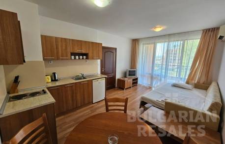 Гледка към парка! Апартамент в комплекс „Касандра“ - Снимка 3