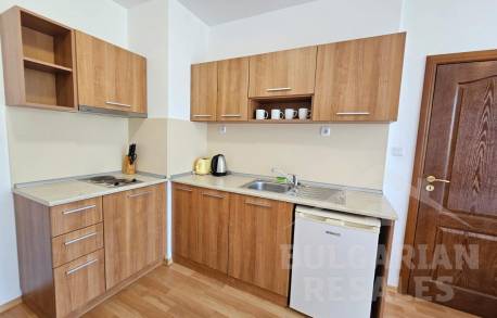 Гледка към парка! Апартамент в комплекс „Касандра“ - Снимка 6