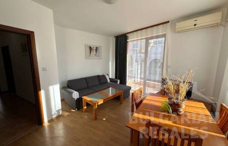 Apartament z 2 sypialniami, kompleks „Kasandra”, Słoneczny Brzeg - Фото3