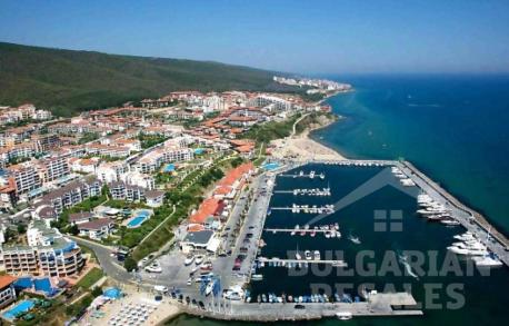 Апартамент с 2 спални, изглед към морето, Свети Влас - Снимка 16