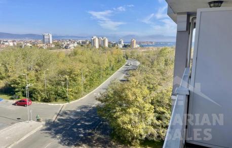 Апартамент в красив комплекс „LifeStyle Deluxe“ - Снимка 18