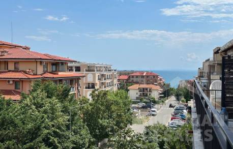 Apartmán s výhľadom na more a hory vo vynikajúcej lokalite Sveti Vlas - Фото2