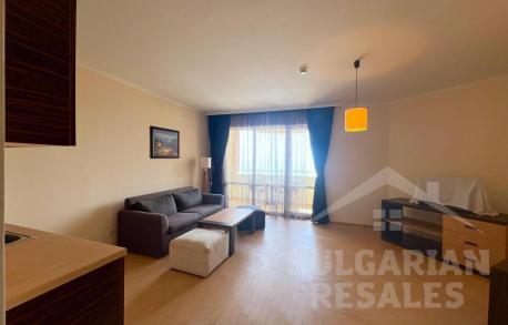 Апартамент с гледка в комплекс „Majestic“ на самия плаж - Снимка 7