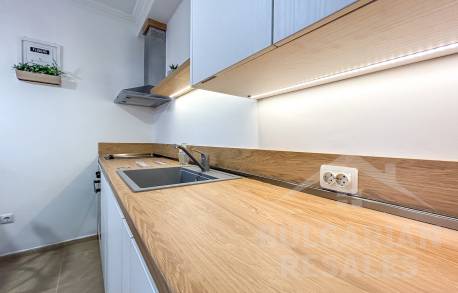 Nowocześnie odnowione mieszkanie 300 metrów od plaży - Фото6