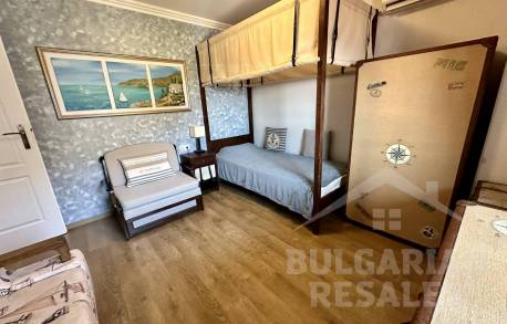 Вид на море, терраса 70 кв.м, 3 спальни, комплекс 
