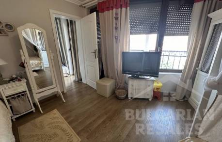 Вид на море, терраса 70 кв.м, 3 спальни, комплекс 