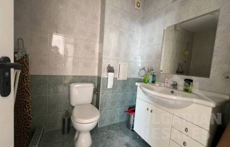 Первая линия! Недорогая большая студия с террасой - Фото 10