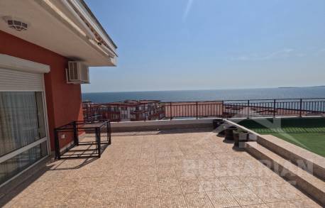 Moderný komfortný apartmán s výhľadom na more - Фото2