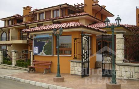 Jednoizbový byt s výhľadom na more a hory  - Фото3