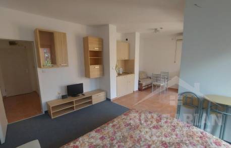 Большая студия в комплексе на первой линии - Фото 1