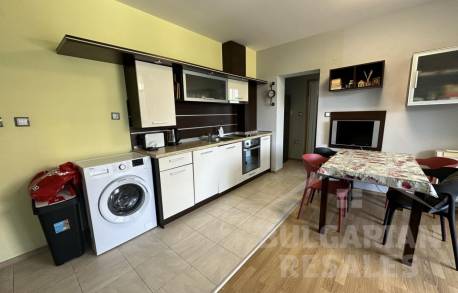 Квартира в комплексе в Поморие, собственное паркоместо - Фото 2