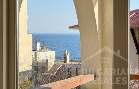 Large apartment with sea panorama - Photo 12