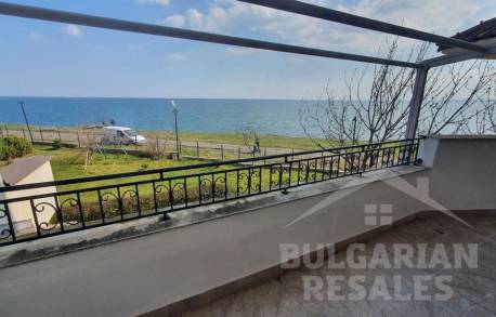 Отлично жилище с 2 спални, гледка към морето - Снимка 2
