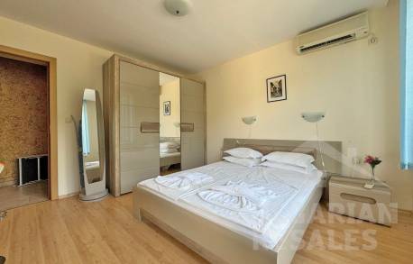 Buy an apartment in Elenite in the complex Mesambria Fort Beach - Photo 8