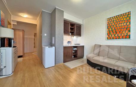 Современный апартамент в красивом комплексе 