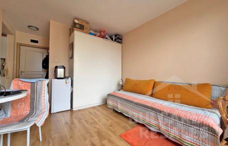 Kawalerka z oddzielną częścią kuchenną w kompleksie „Messembria Palace”, Słoneczny Brzeg - Фото2