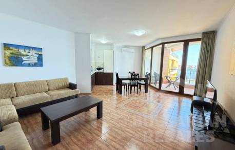Widok na morze! Przestronny apartament w pierwszej linii w Nesebrze - Фото2