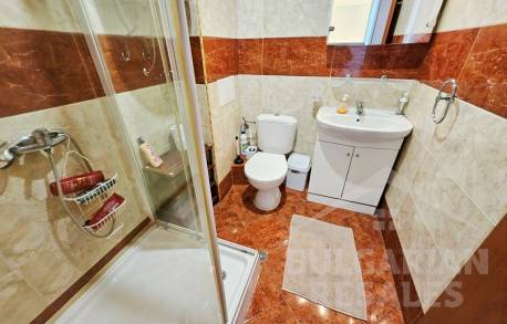 Достъпен апартамент с две спални в комплекс с удобства! - Снимка 16