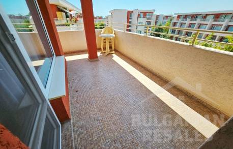 Достъпен апартамент с две спални в комплекс с удобства! - Снимка 13