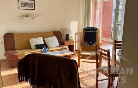 Обърнете внимание: апартамент с две спални на добра цена! - Снимка 5