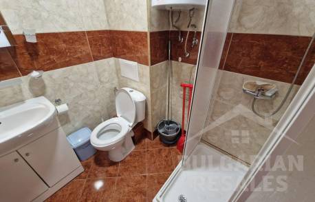 Страхотна цена! Апартамент с две спални - Снимка 13