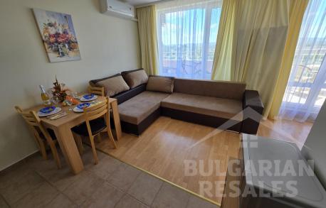 Светъл апартамент с мебели в „Nessebar Fort Club“ - Снимка 1